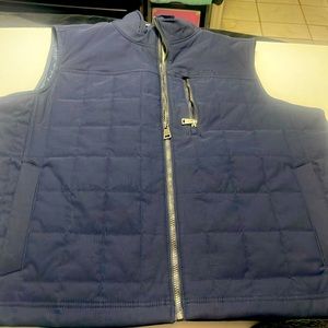 Orvis XL Men’s classic fit navy full zip, quilted vest.